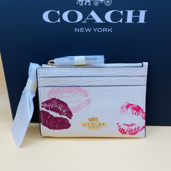 Coach Mini Skinny ID Card Case With Lips Print - Picture 1 of 5
